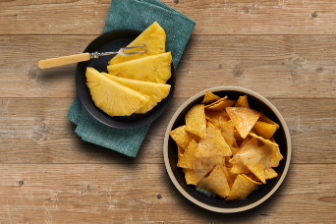 Food Pairing mit Käse und Nachos und Ananas