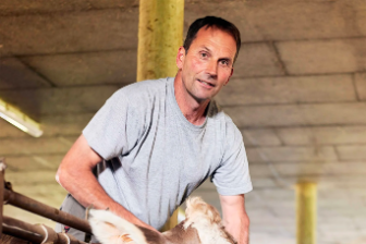 Milchlieferant Urban Weber - Liefert regionale Rohmilch für Käsesorten der Käserei Studer