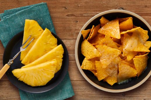 Food Pairing mit Käse und Nachos und Ananas