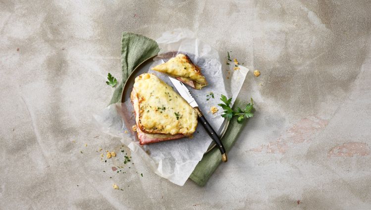 Gericht mit Käse: überbackener Käse-Toast von Annemarie Wildeisen