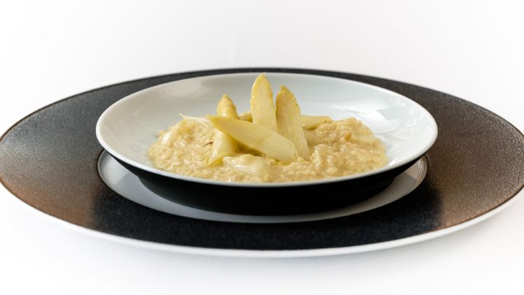 Risotto mit Spargeln und Käse