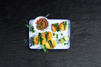 «Der scharfe Maxx» Grillkäse am Spiess mit Pico de Gallo