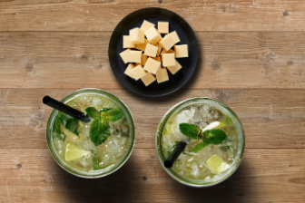 Apéro mit Käse und Mojito 